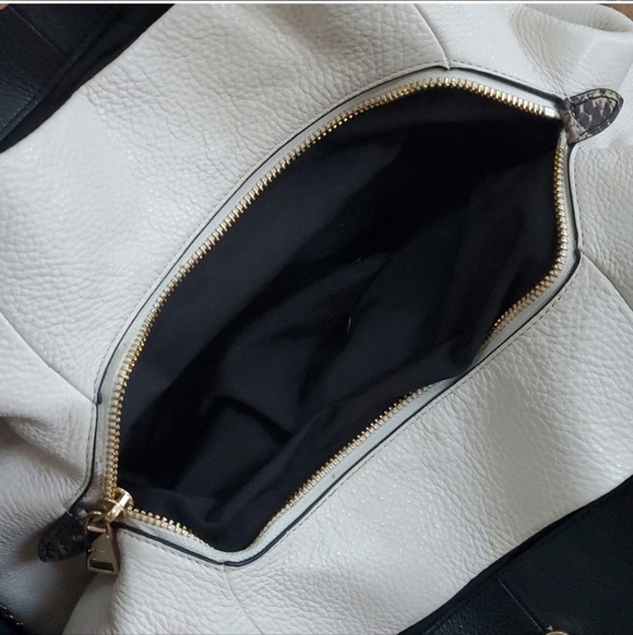 Coach Phoebe exotic trim hobo bag - Picture 12 of 16